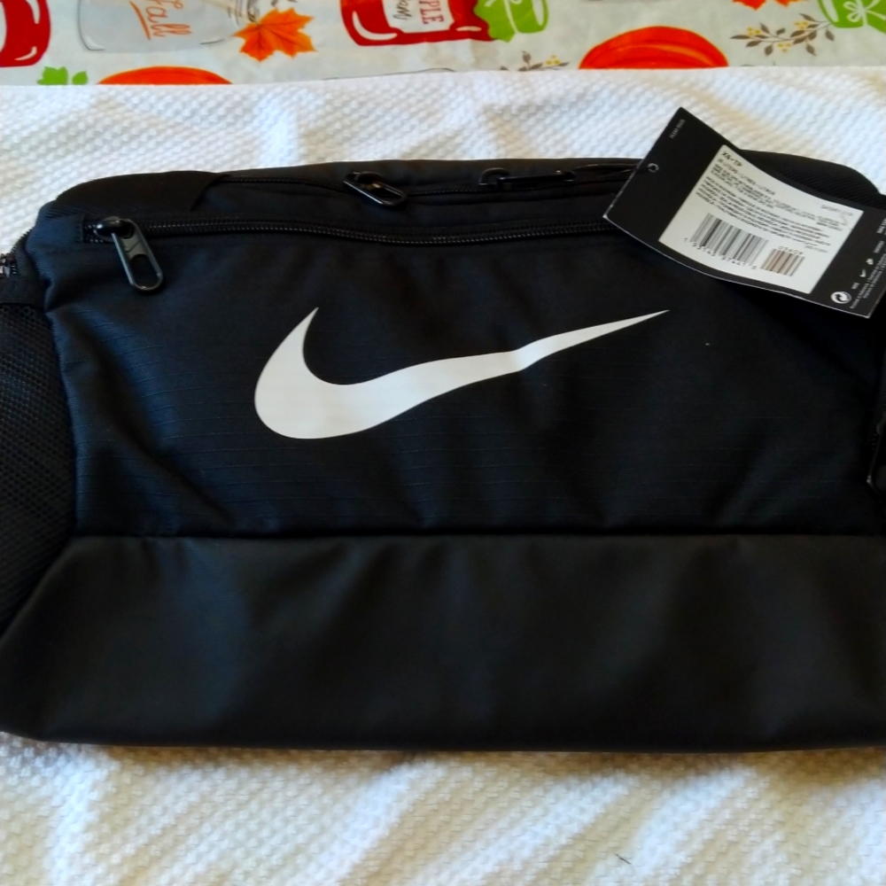 Nike duffle bag